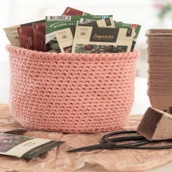 Virkad korg i Ribbon